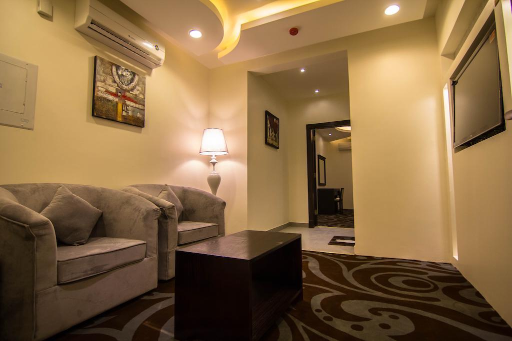 Rest Night Hotel Suites - Al Moroj Эр-Рияд Номер фото