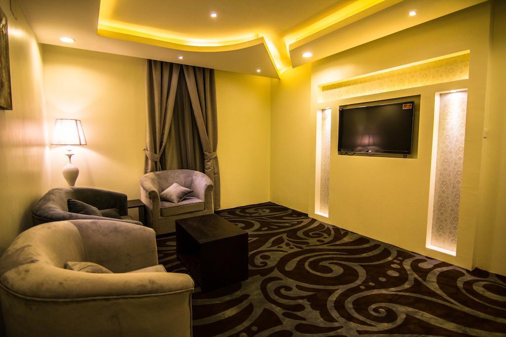 Rest Night Hotel Suites - Al Moroj Эр-Рияд Номер фото